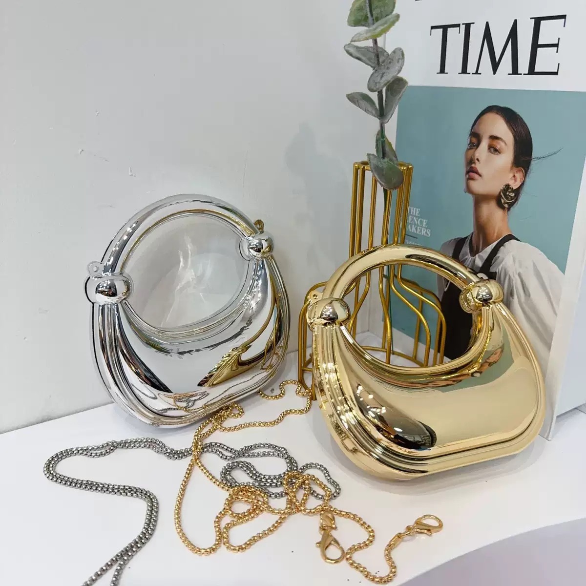 Mini złota torebka wieczorowa  – Luxury Bags Made recenzja i cena