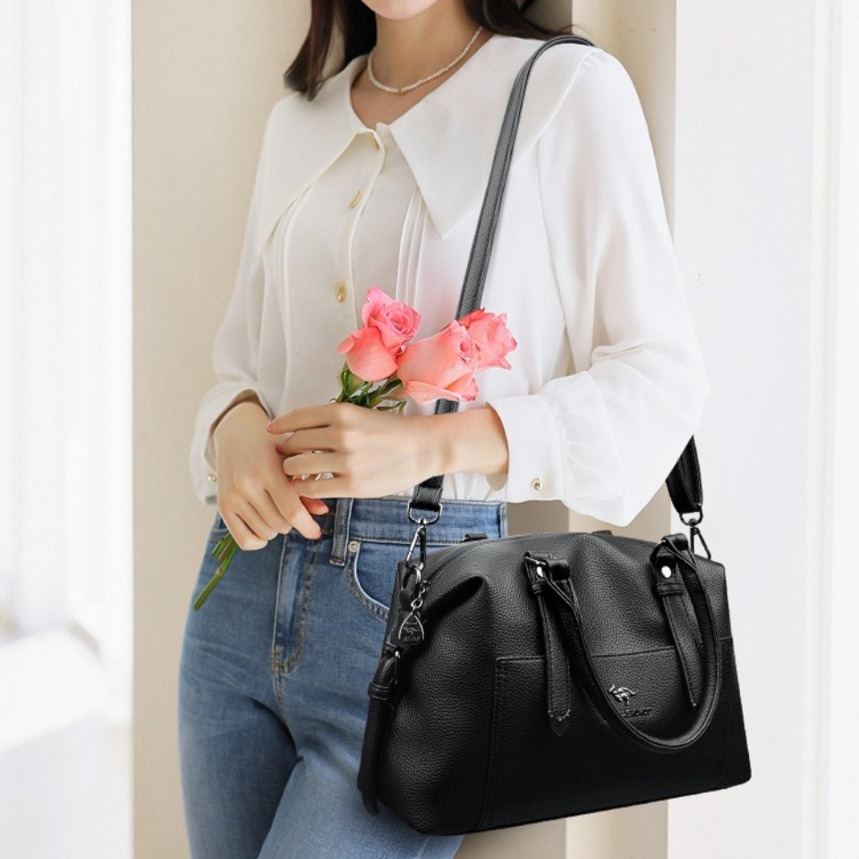 Torebki damskie Double Arrows  – Luxury Bags For Travel recenzja i cena